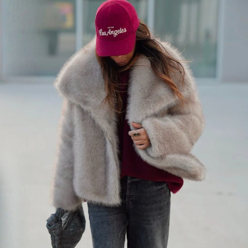 NWT - Luxevintage VIRAL Ferryhill Faux Fur Coat - Size Small